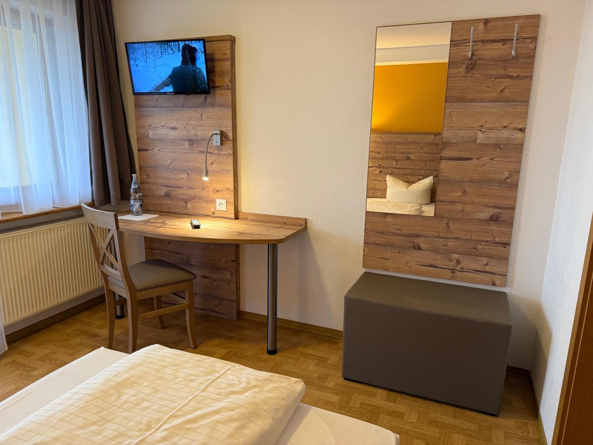 Hotel Traube Loßburg Eksteriør billede